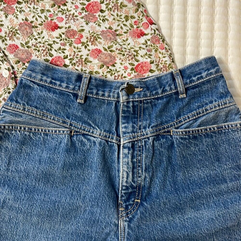 Bon Jour Vintage 'Baggy' Jeans Size 13 (~ size 6 present day) Waist 28" Hips 40"